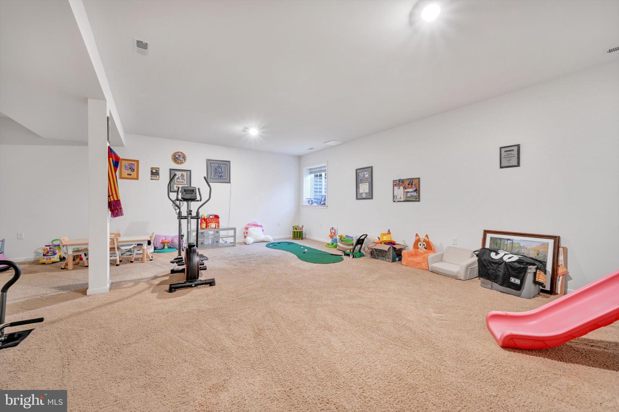 HAMPDEN HEIGHTS - Residential