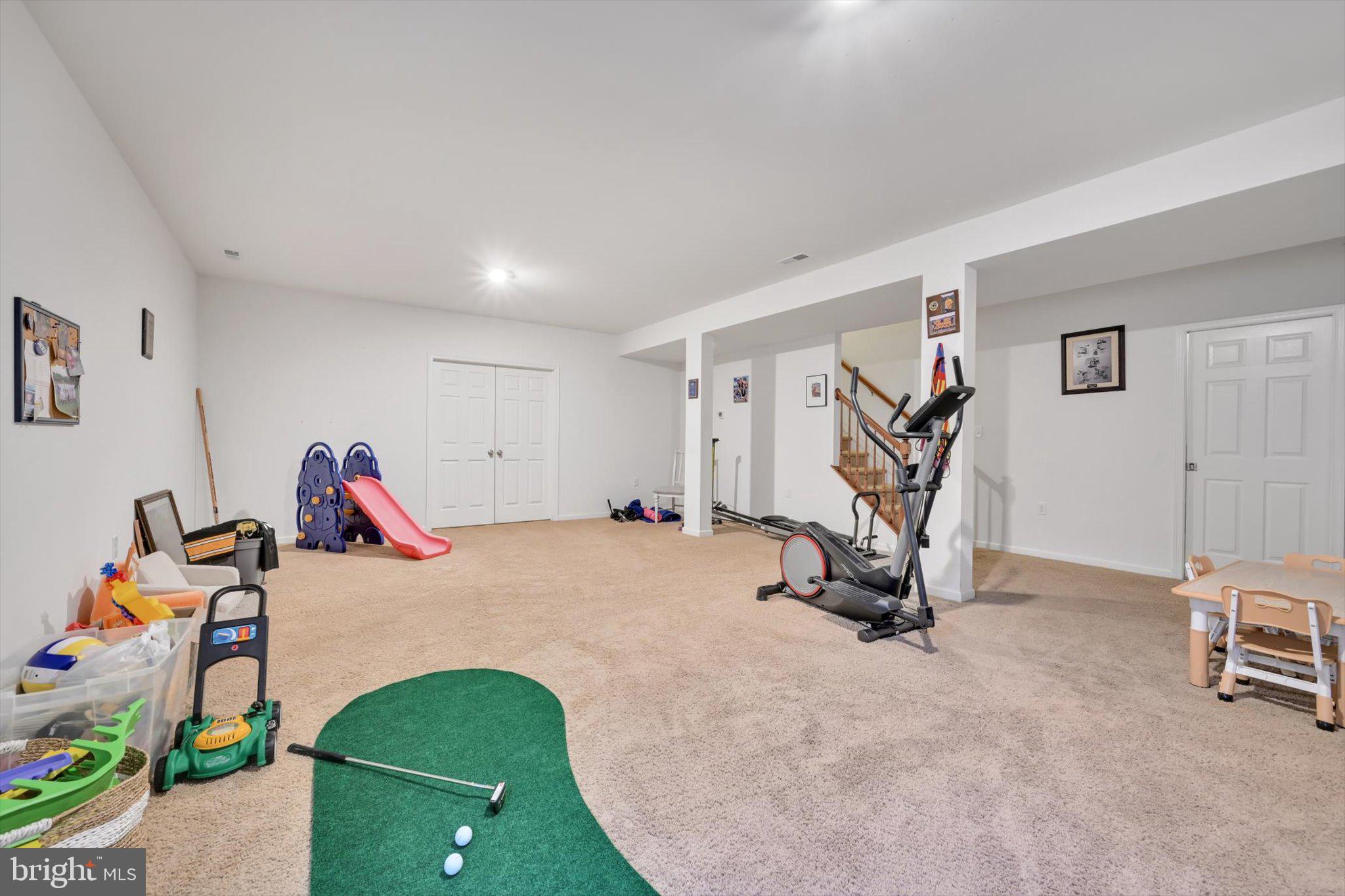 HAMPDEN HEIGHTS - Residential