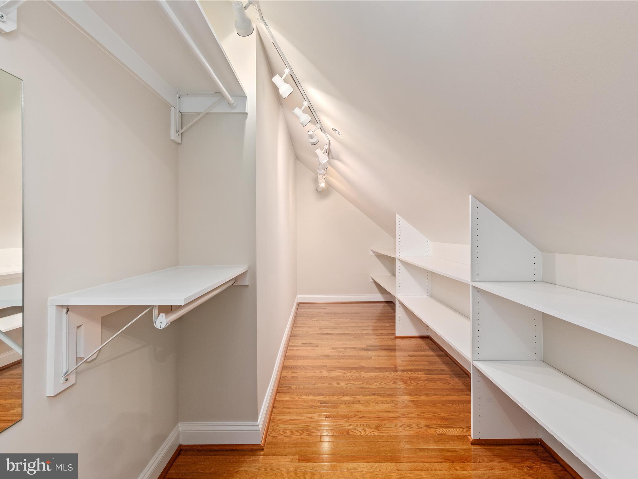 CATOCTIN CREEKS - Residential