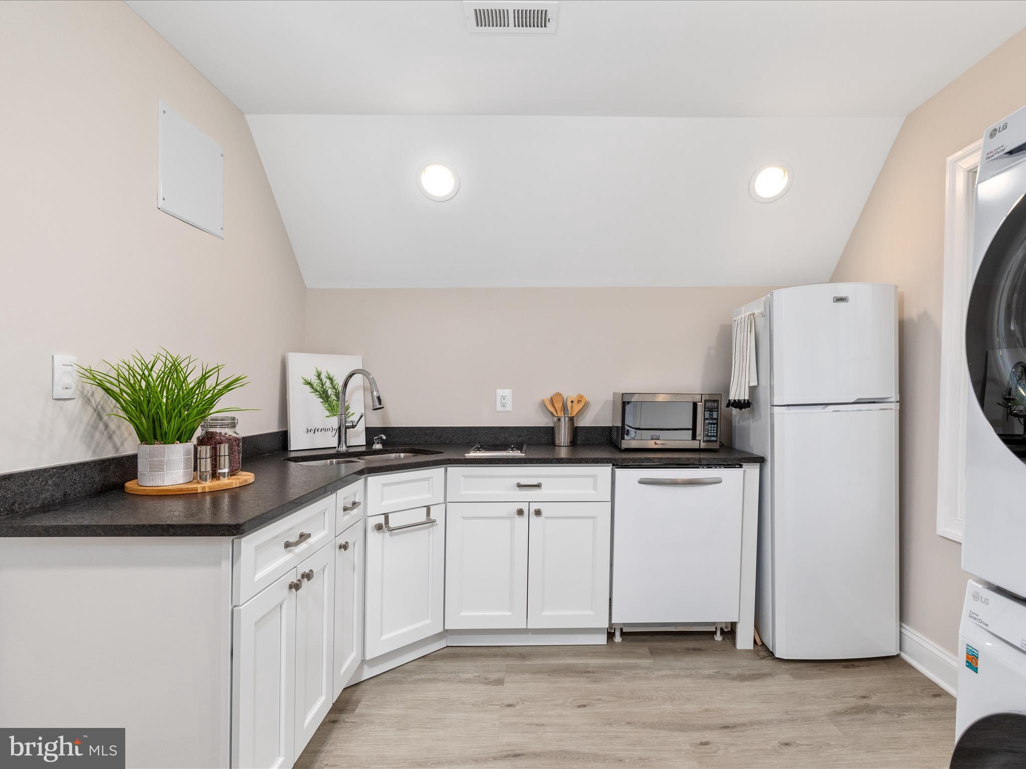 CATOCTIN CREEKS - Residential