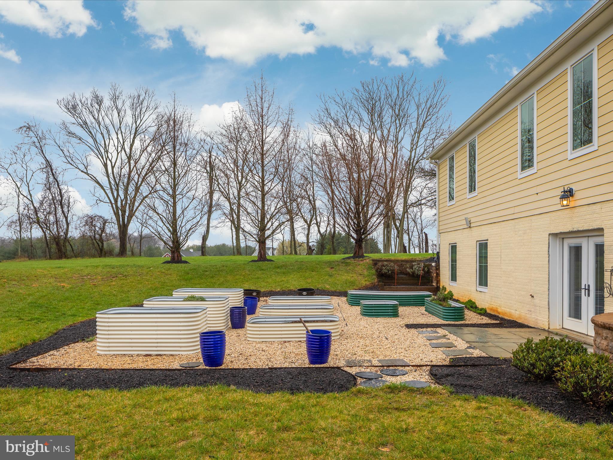 CATOCTIN CREEKS - Residential