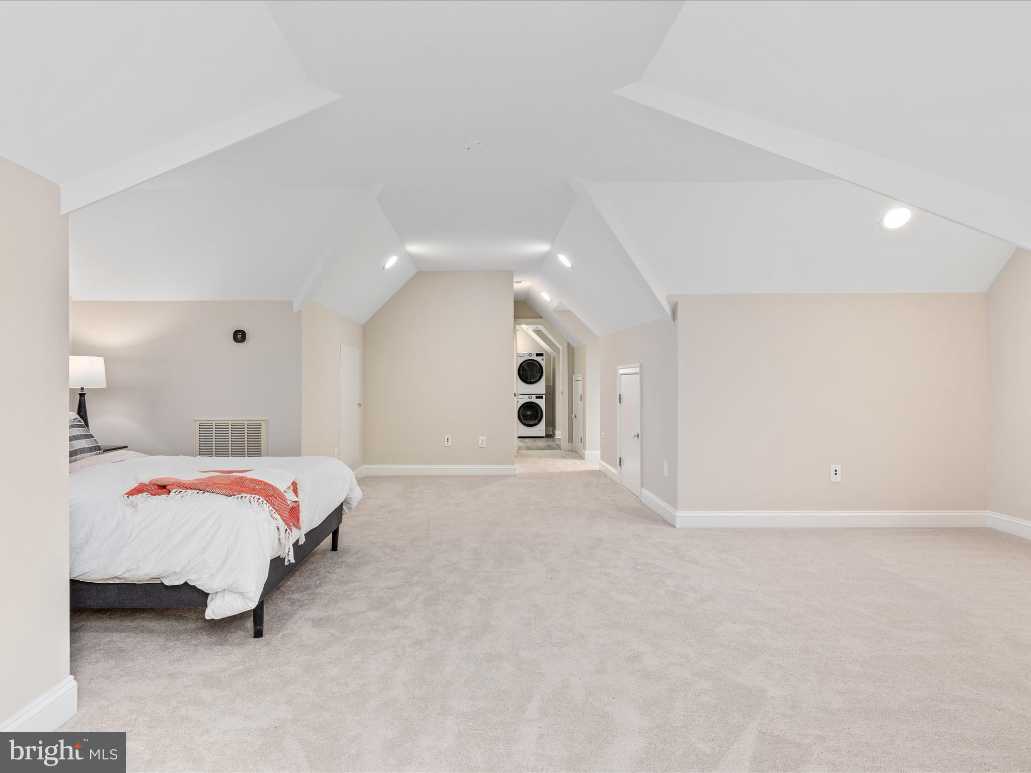 CATOCTIN CREEKS - Residential