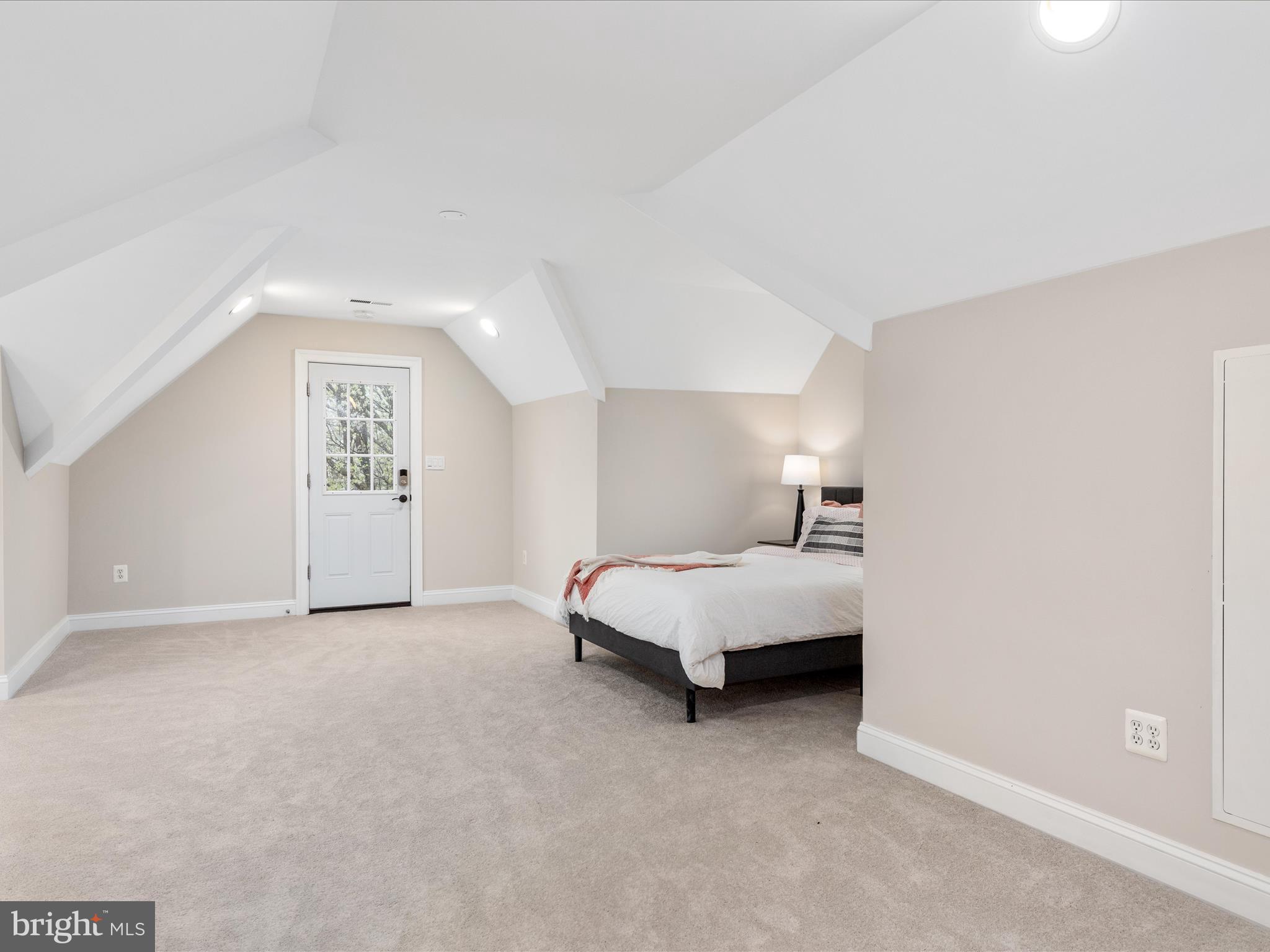 CATOCTIN CREEKS - Residential