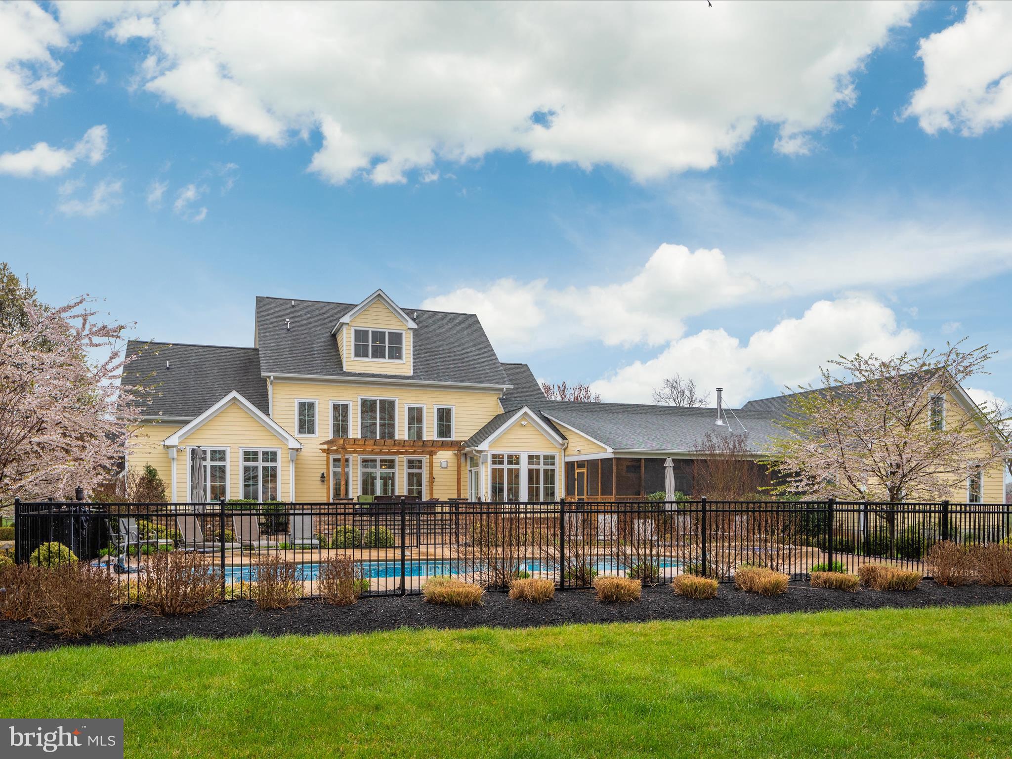 CATOCTIN CREEKS - Residential