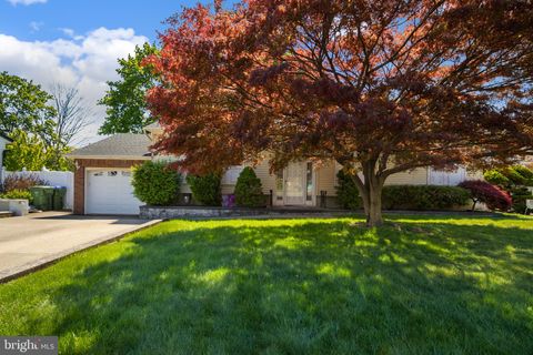 5 ELIZABETH COURT EDISON NJ 08817