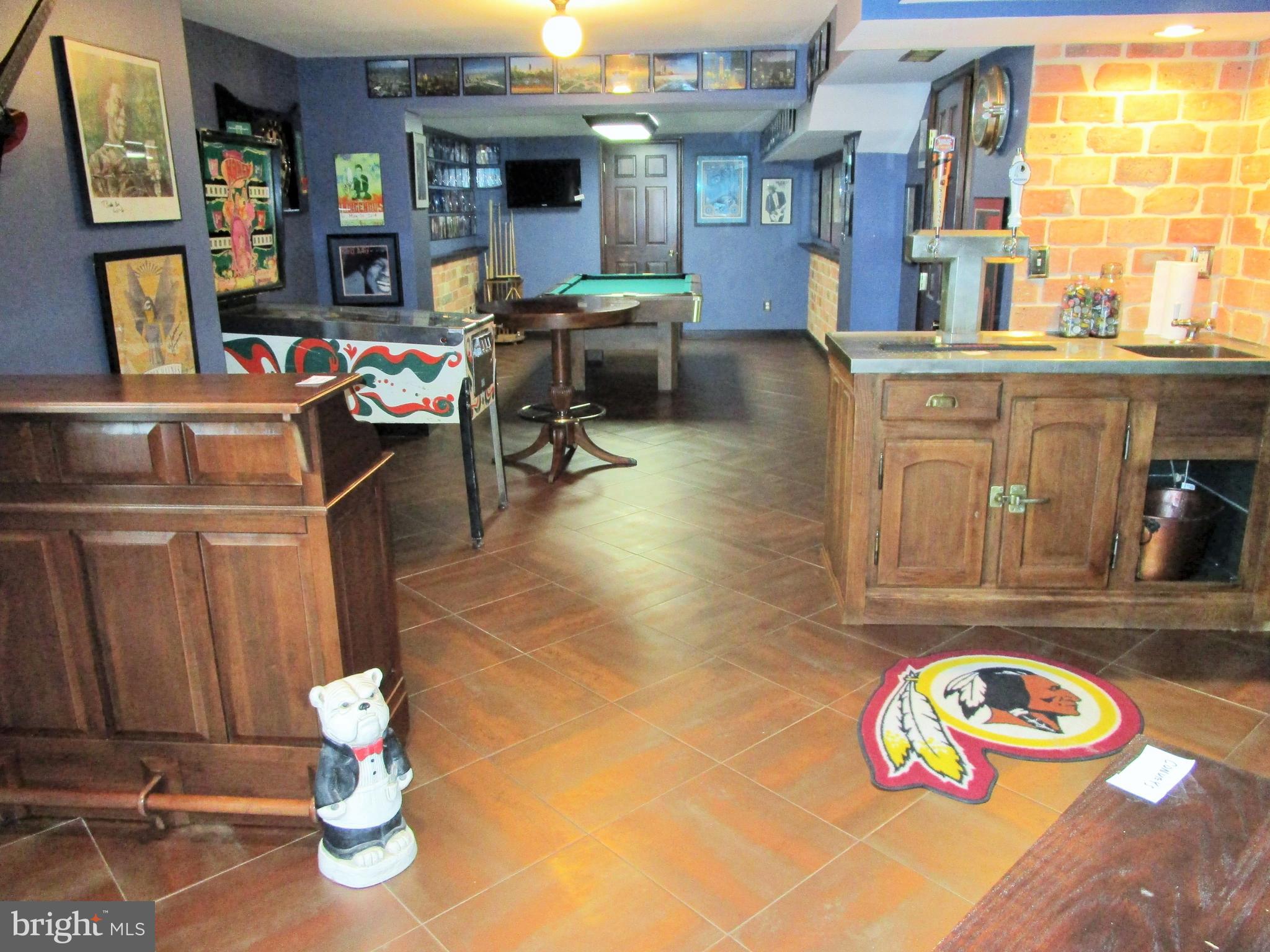 WAYSIDE VILLAGE - Residential