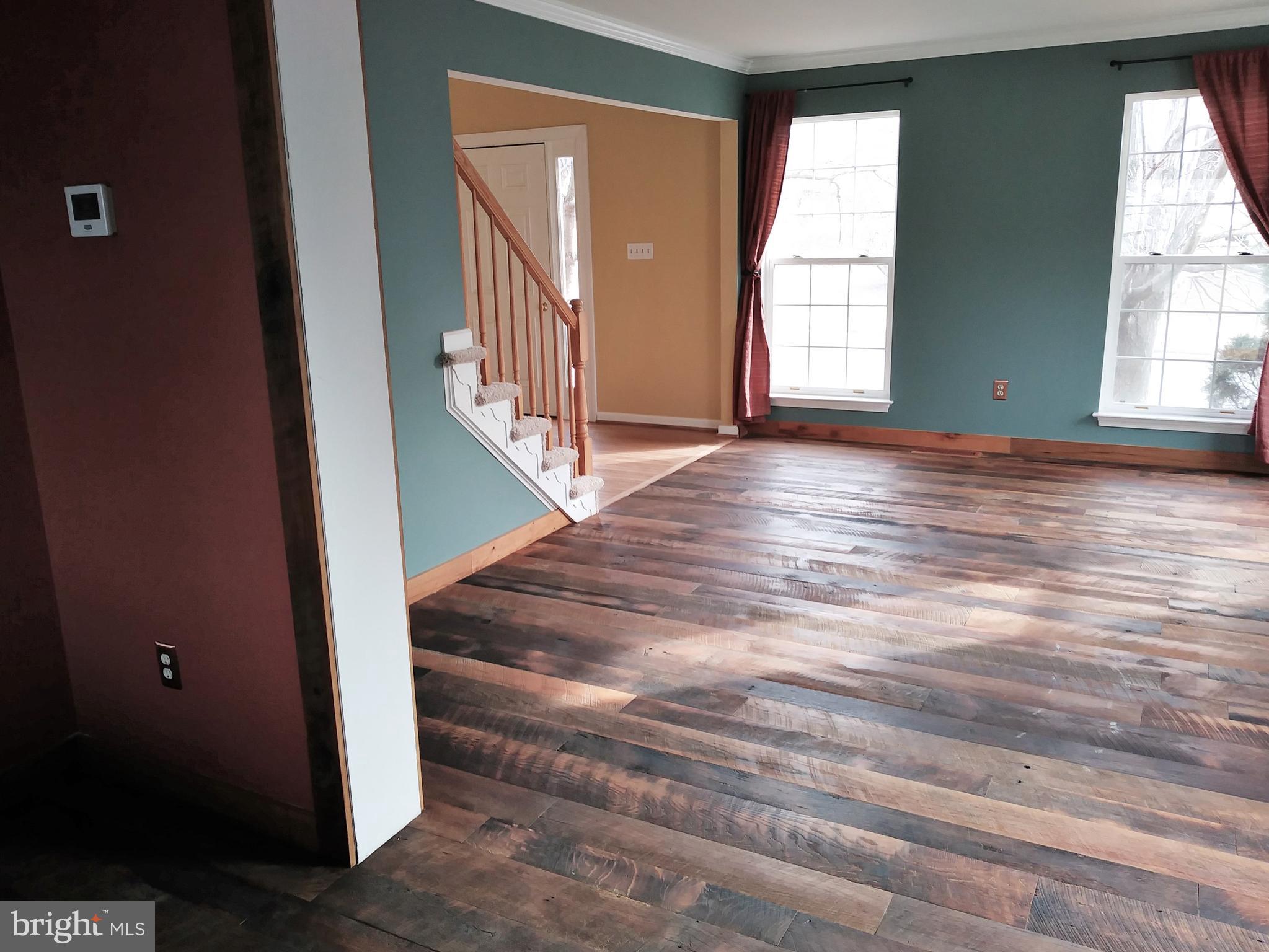 WAYSIDE VILLAGE - Residential