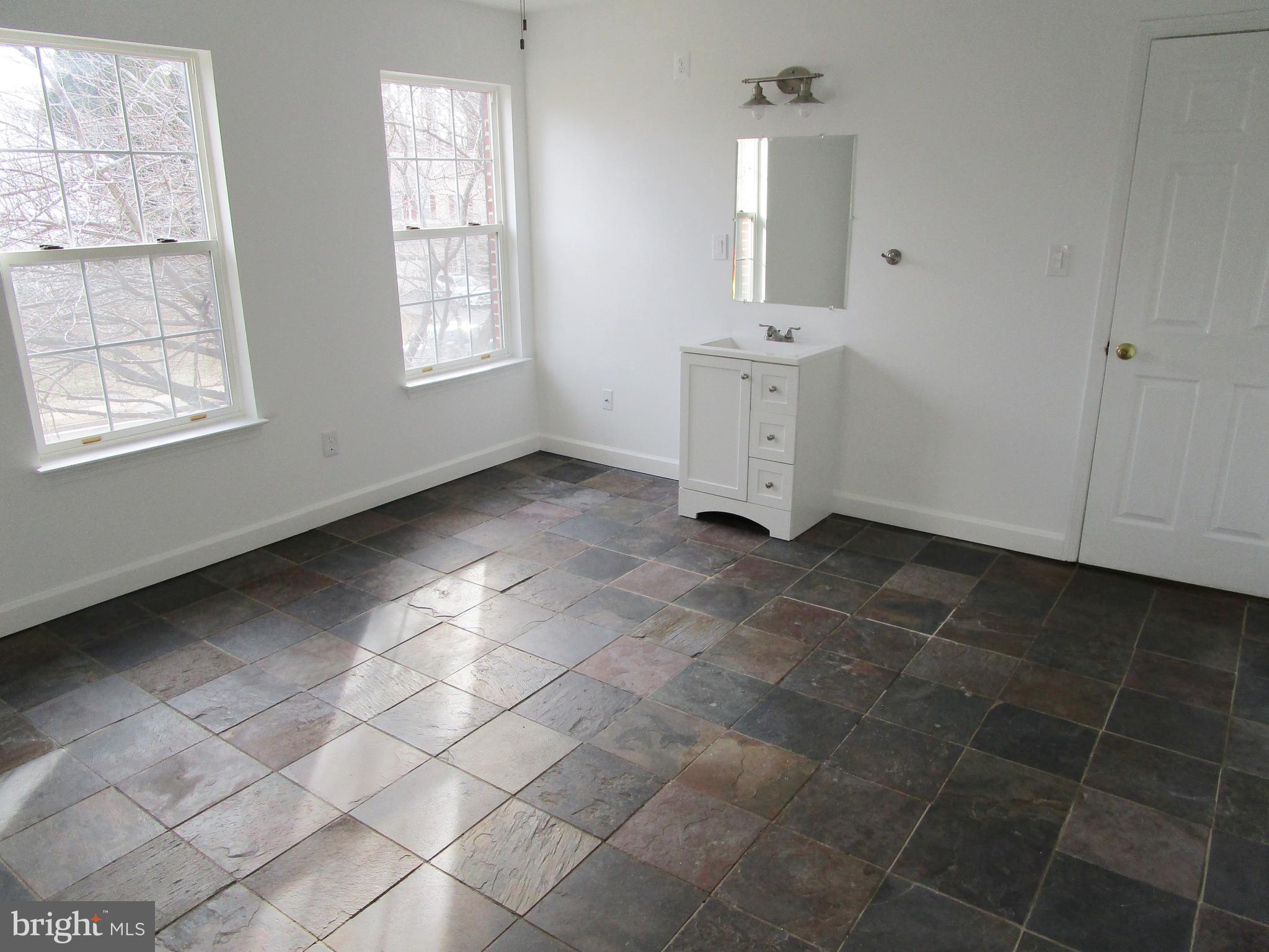 WAYSIDE VILLAGE - Residential