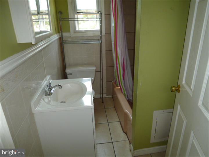 PHILADELPHIA (SOUTHWEST) - Residential