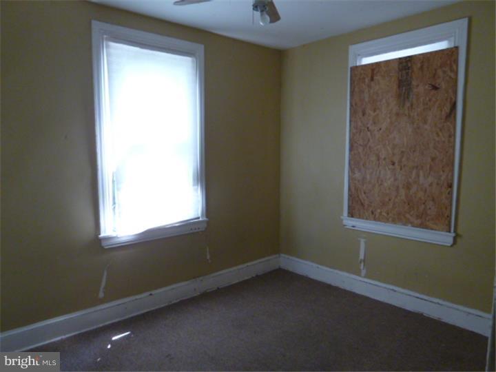 PHILADELPHIA (SOUTHWEST) - Residential