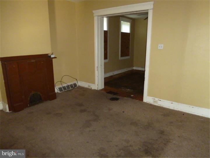 PHILADELPHIA (SOUTHWEST) - Residential
