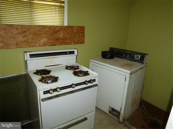 PHILADELPHIA (SOUTHWEST) - Residential