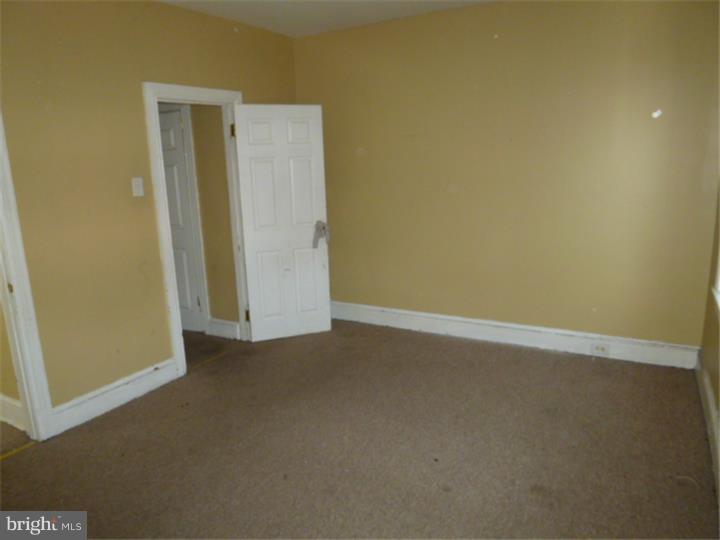 PHILADELPHIA (SOUTHWEST) - Residential