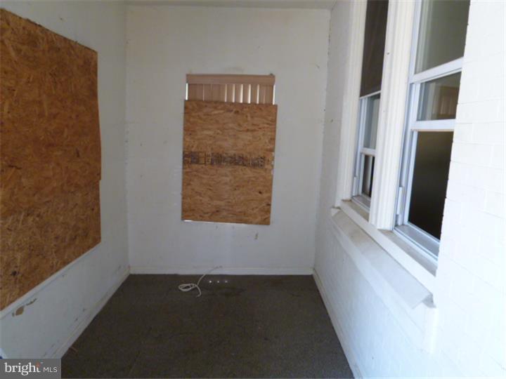PHILADELPHIA (SOUTHWEST) - Residential