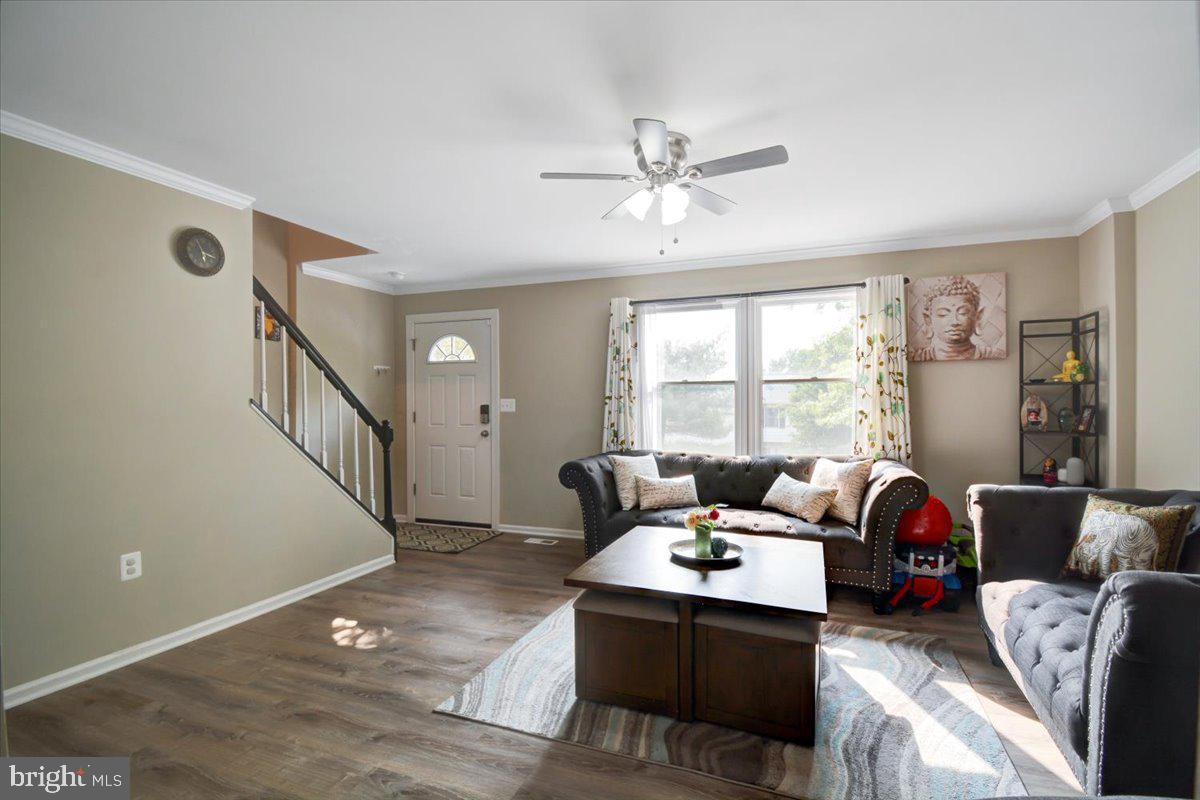 VILLAGE OF TALL OAKS - Residential Lease