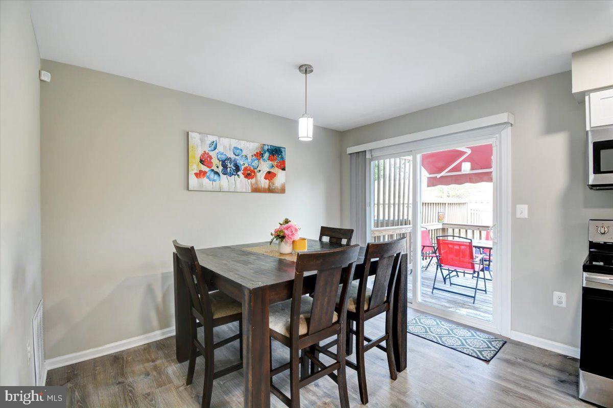 VILLAGE OF TALL OAKS - Residential Lease