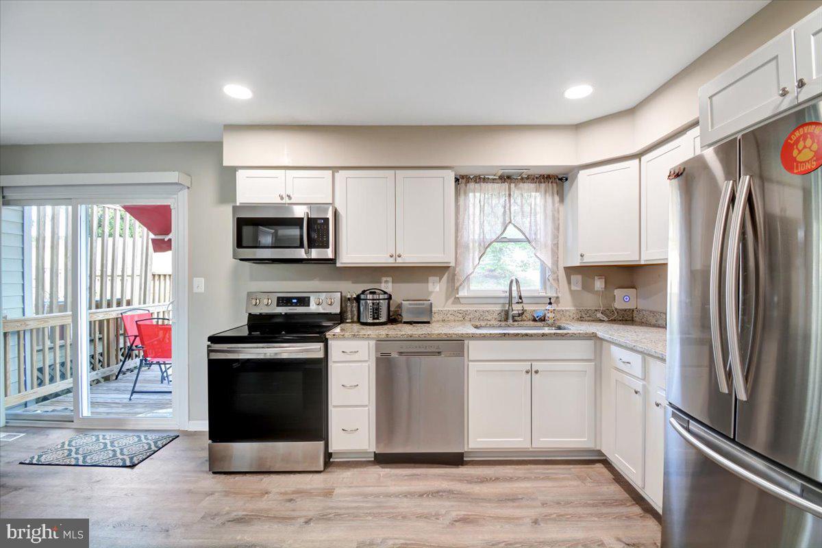 VILLAGE OF TALL OAKS - Residential Lease