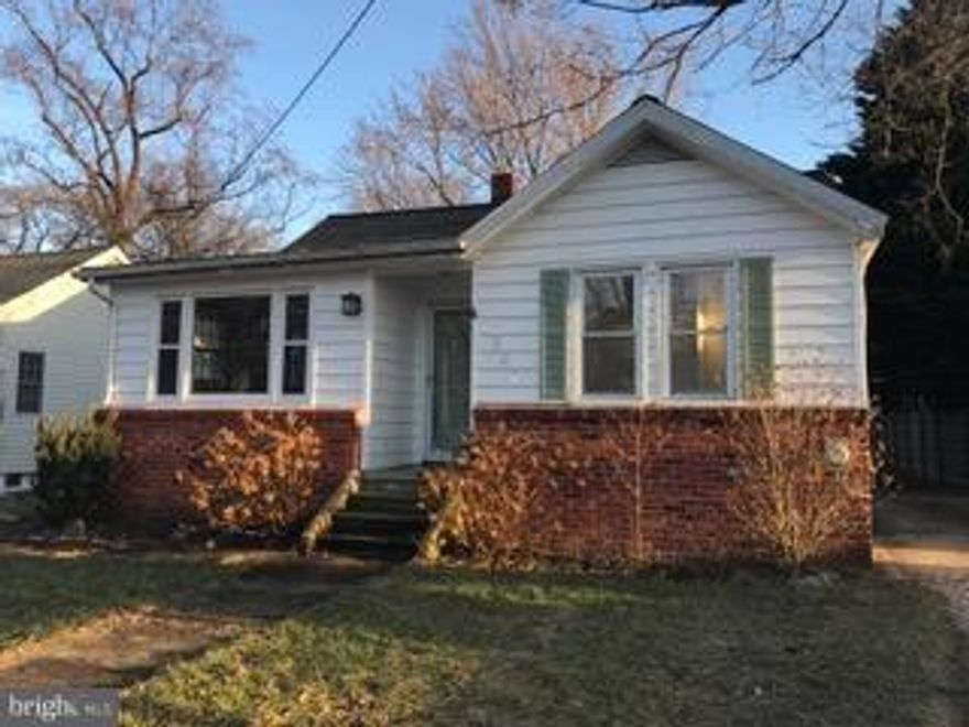 Larger then it appears ! This home's Interior redesign provides great living spaces..Granite countertops...Two bedrooms combined to create a large master...Perfect for "high top" dining with a bar-butlers pantry...Lower level  full bathroom, guestroom has a separate living area with private entrance.. Larger then it appears...Plenty of off street parking..Deck overlooks the large rear yard..