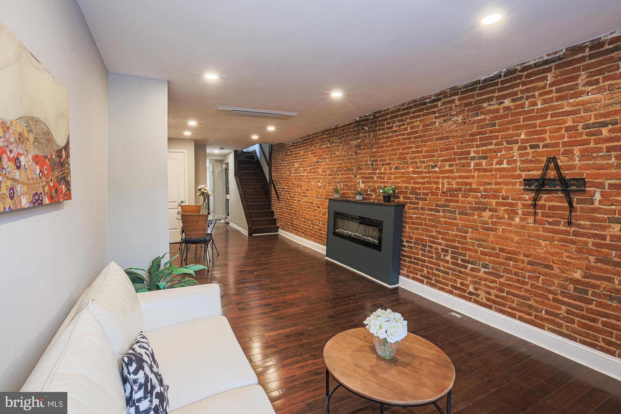1441 BATTERY AVENUE
