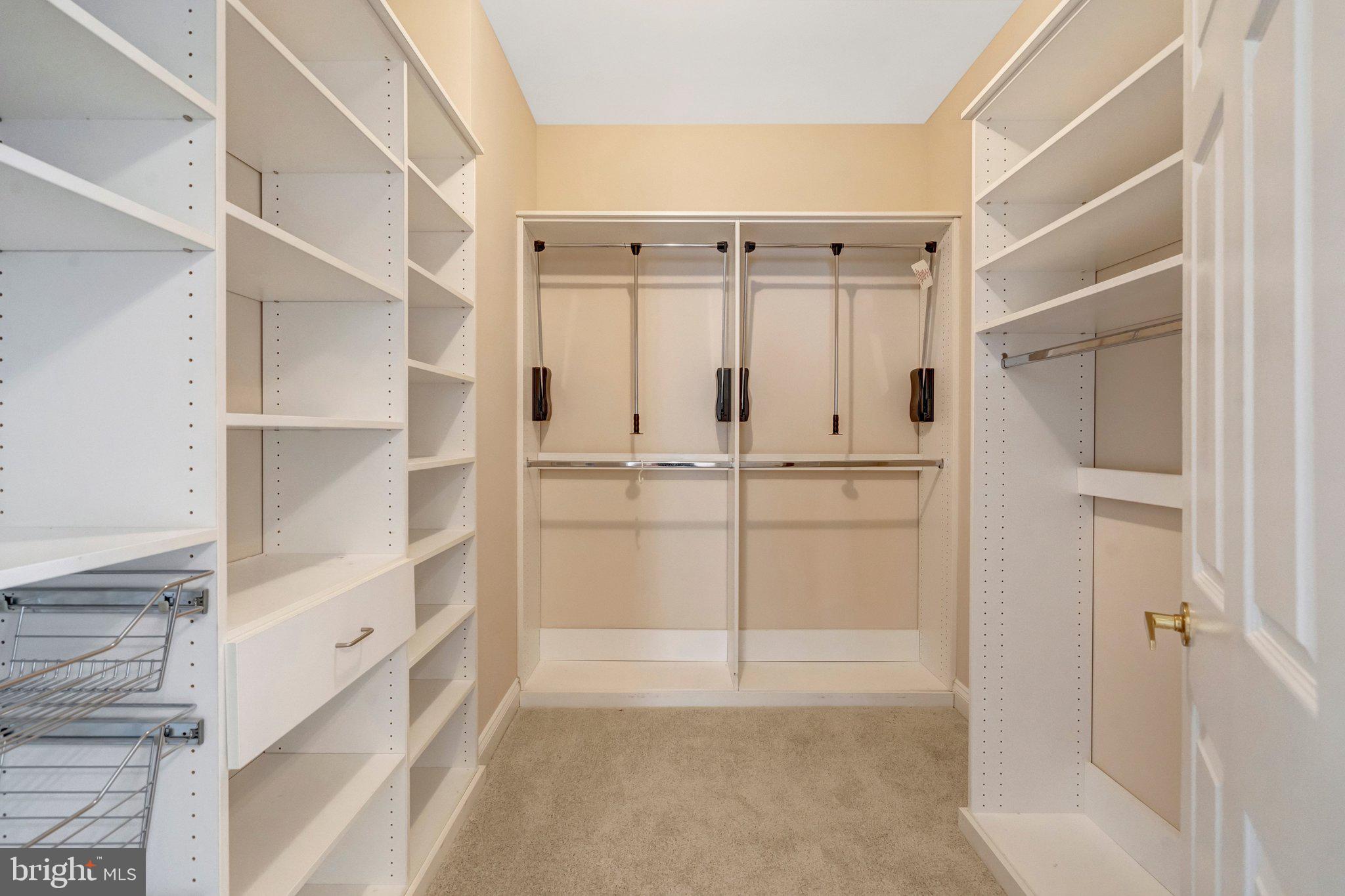 HERITAGE HUNT - Residential