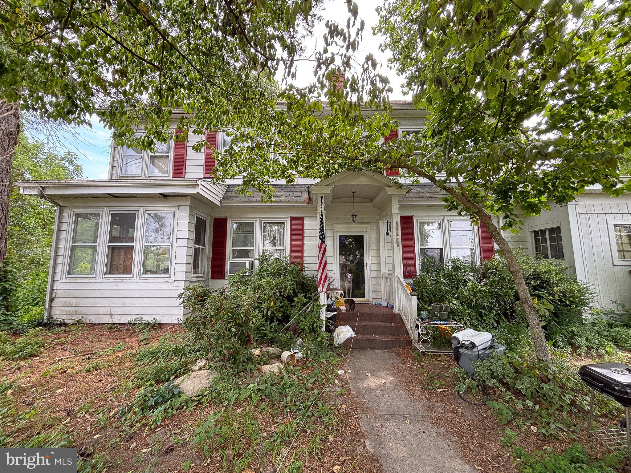 405 + 403 MAIN STREET