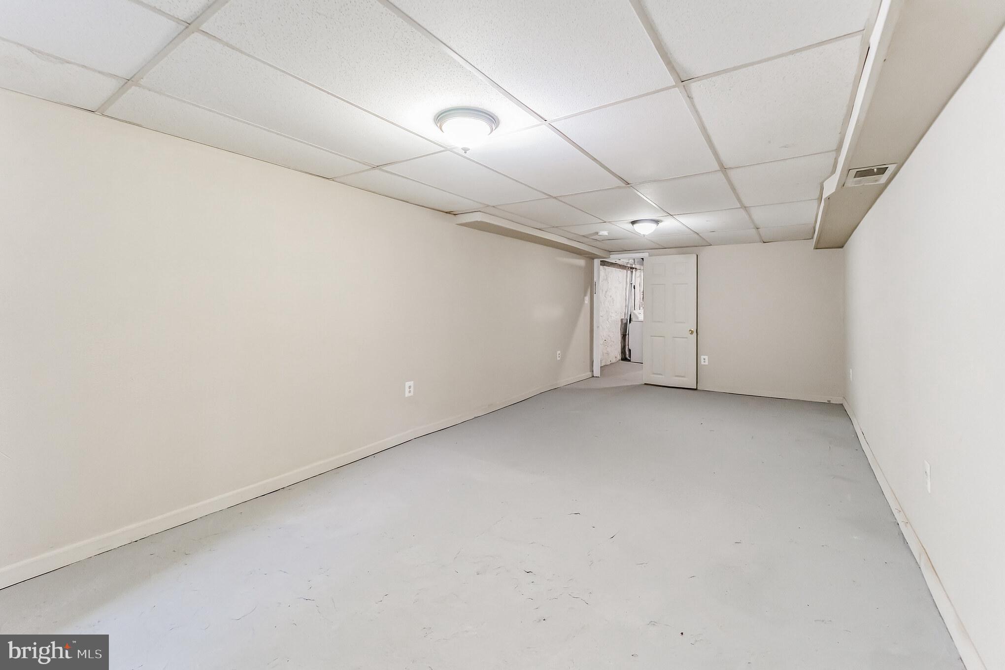 CLIFTON PARK - Residential Lease