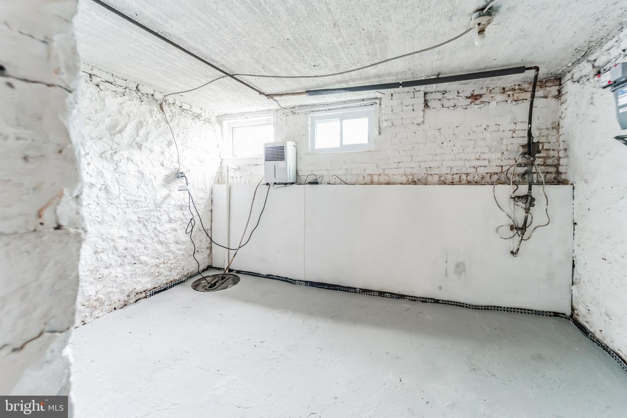 CLIFTON PARK - Residential Lease