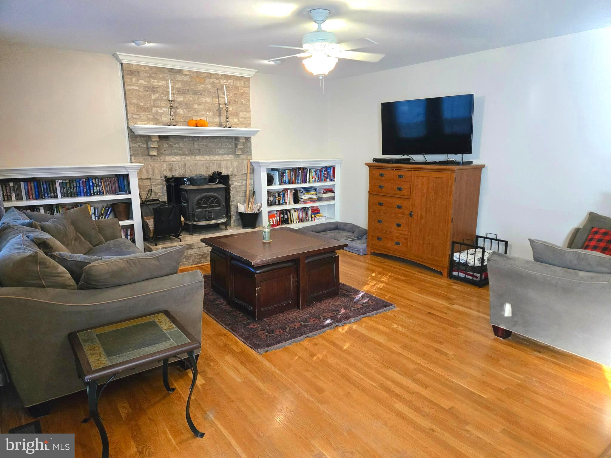 GLENN MEADOWS - Residential