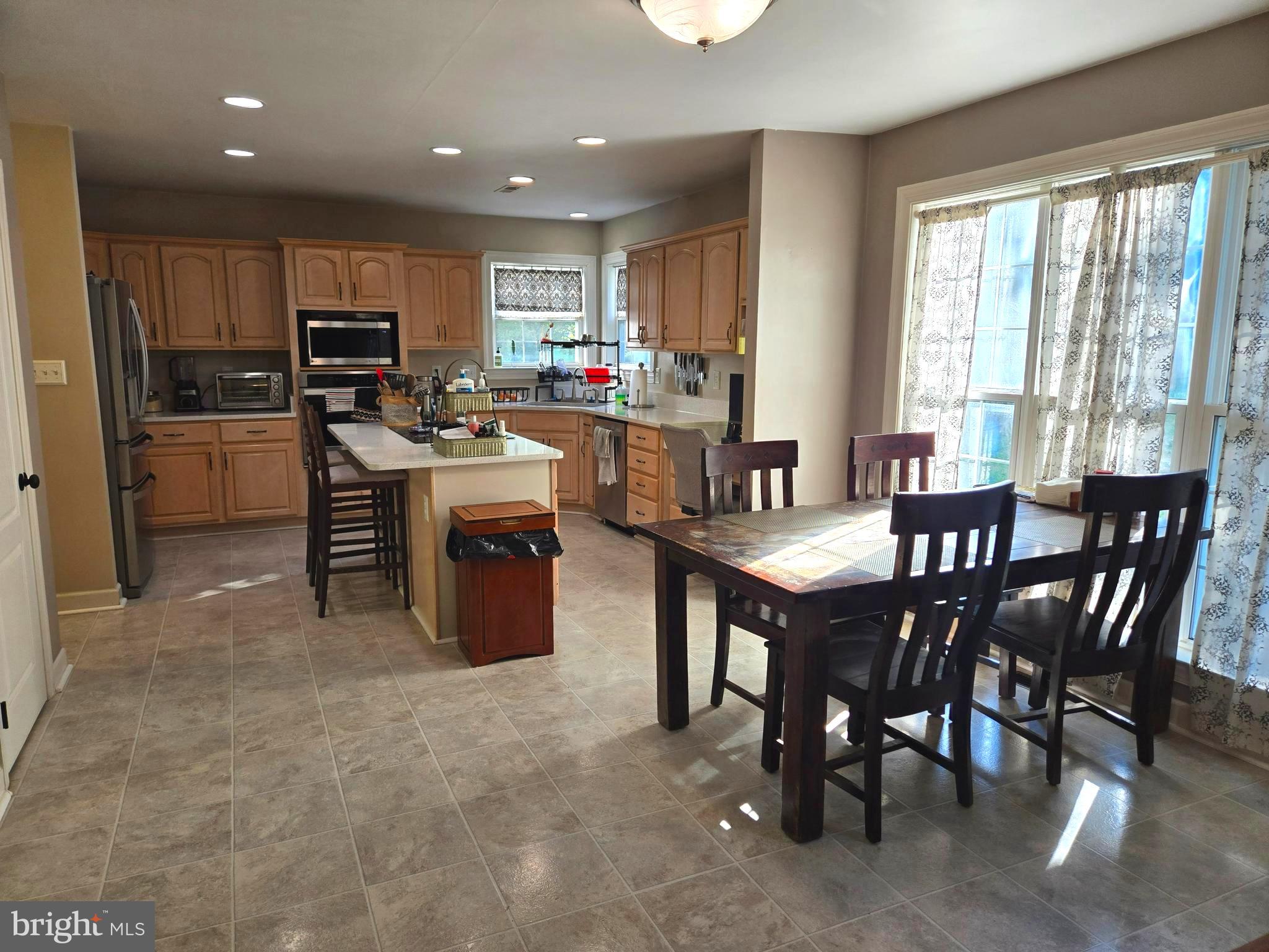 GLENN MEADOWS - Residential