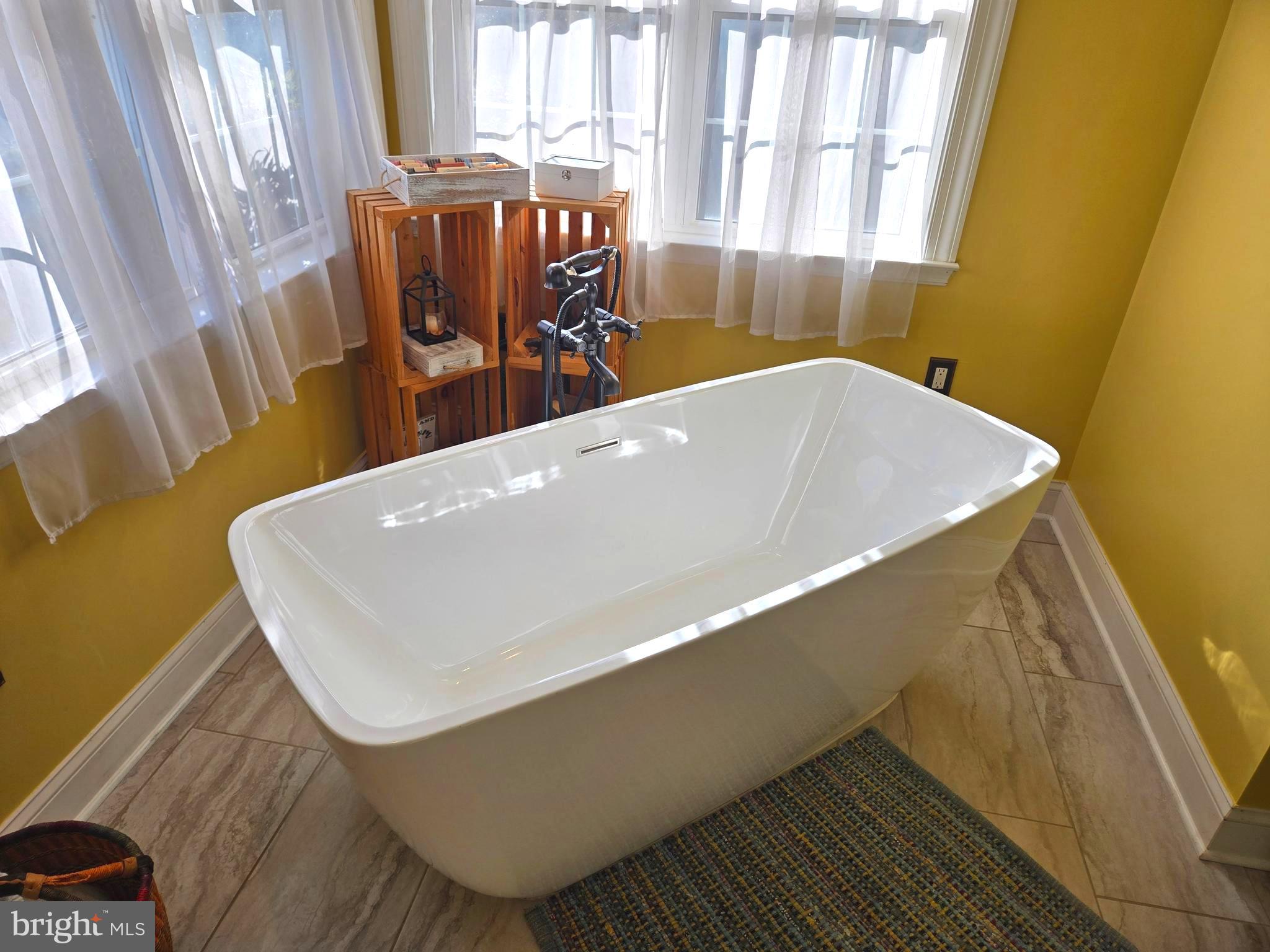 GLENN MEADOWS - Residential