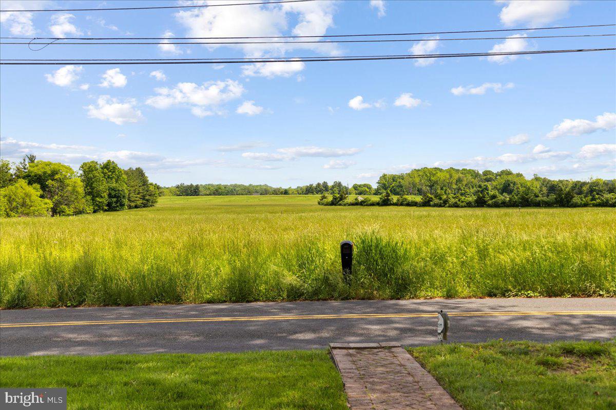 DOYLESTOWN - Residential