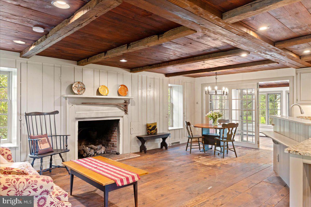 DOYLESTOWN - Residential