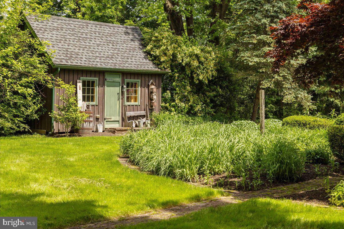 DOYLESTOWN - Residential