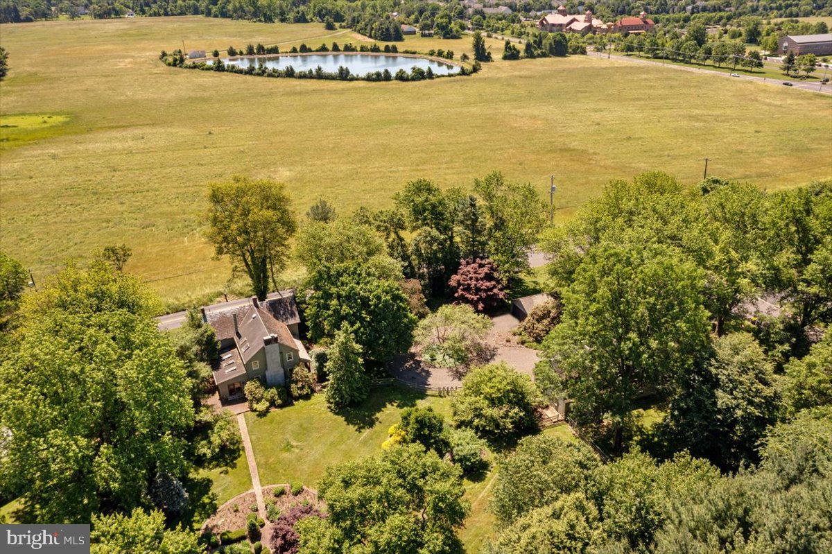 DOYLESTOWN - Residential