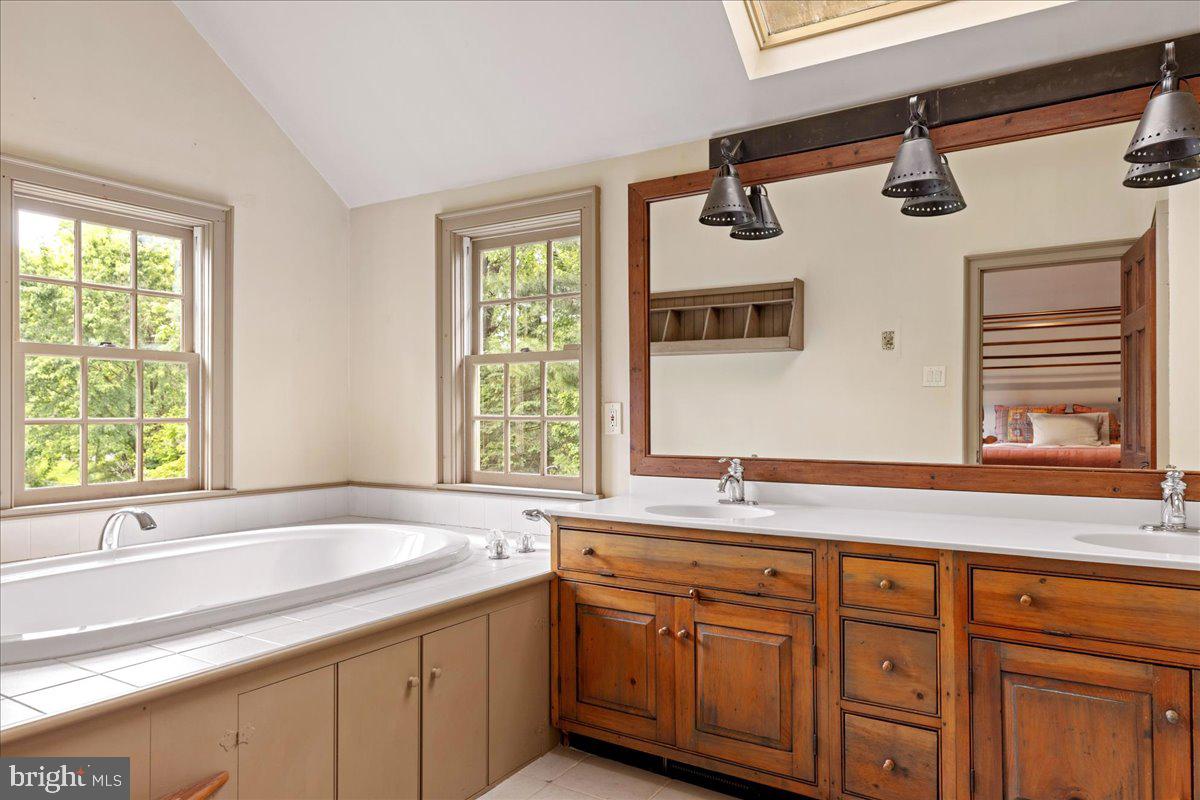 DOYLESTOWN - Residential