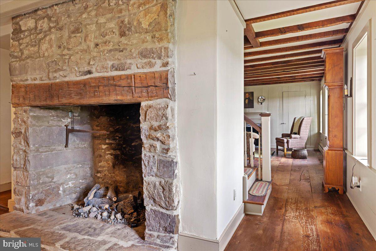 DOYLESTOWN - Residential