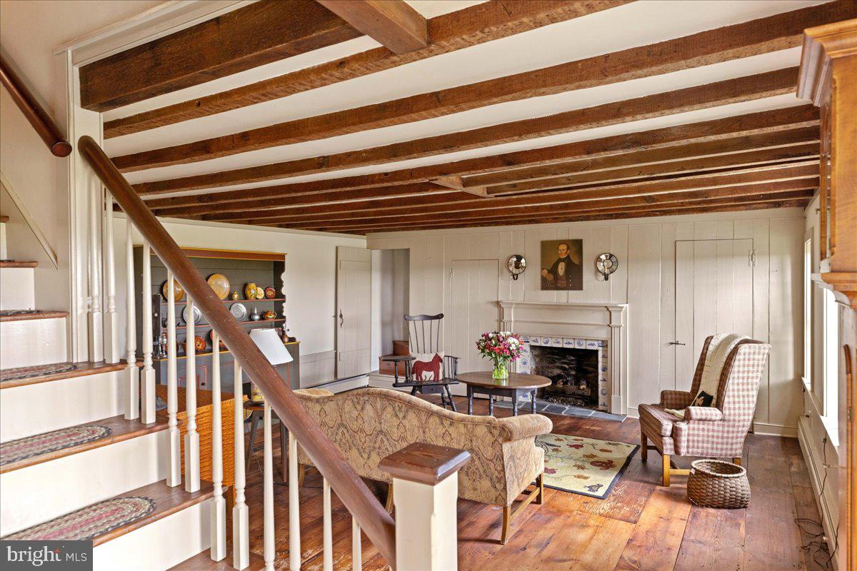 DOYLESTOWN - Residential