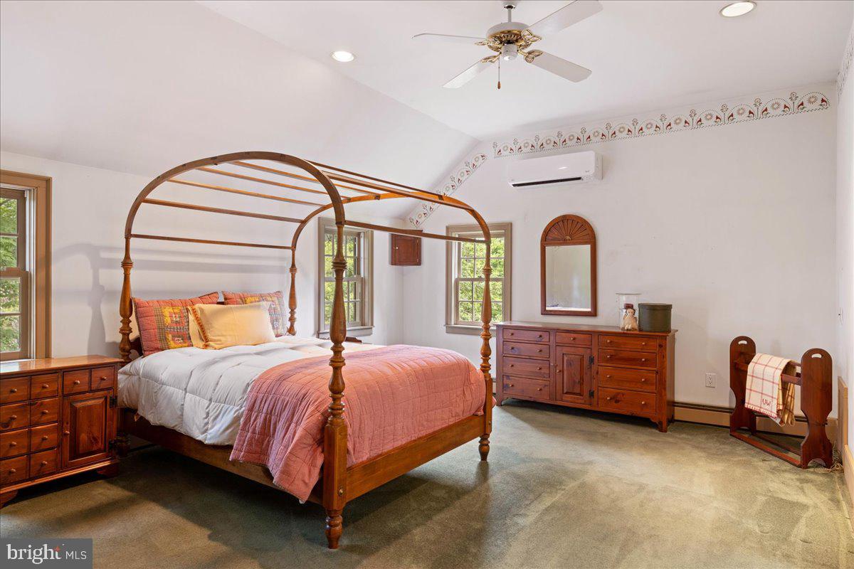 DOYLESTOWN - Residential