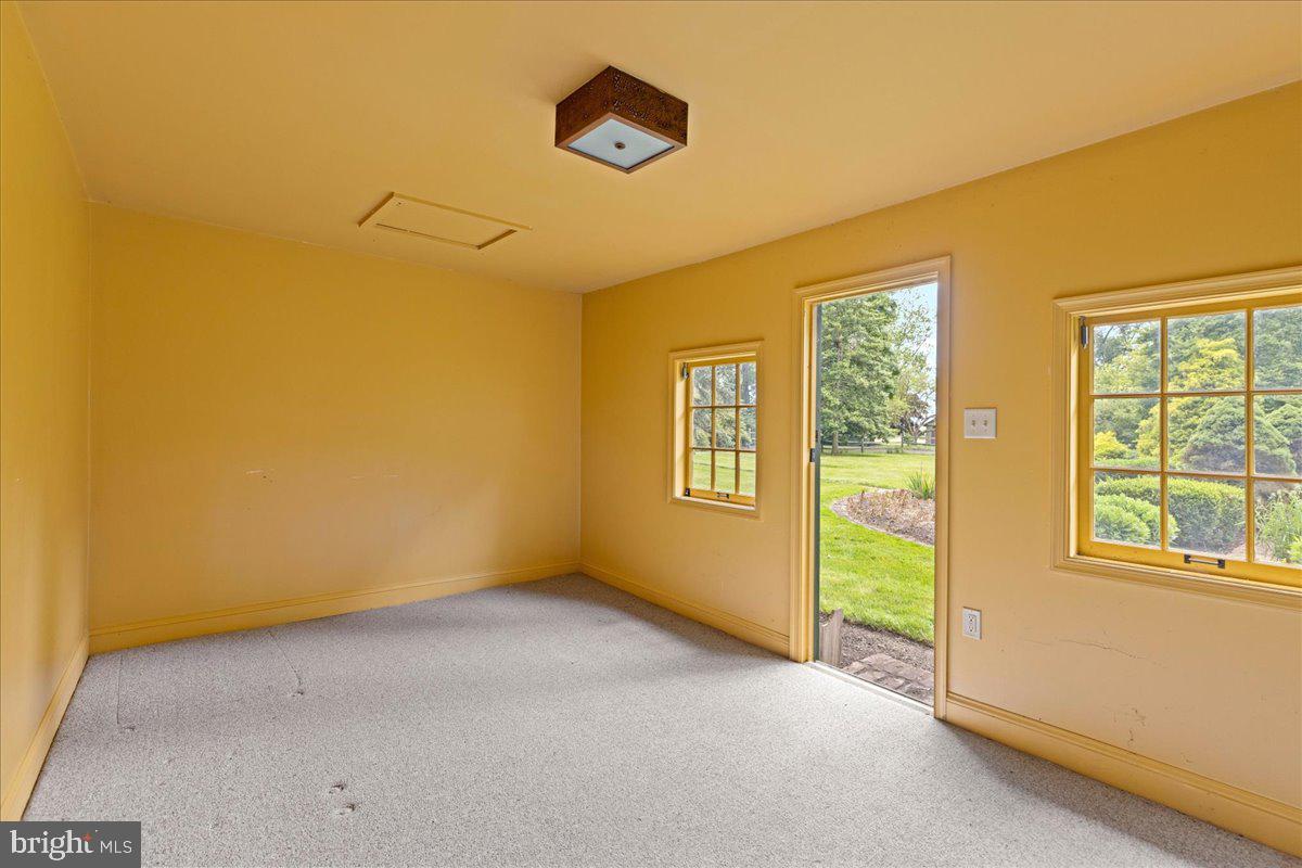 DOYLESTOWN - Residential