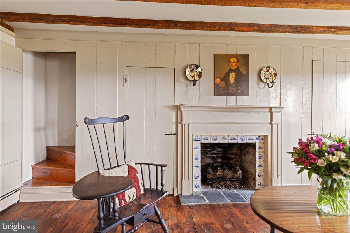 DOYLESTOWN - Residential