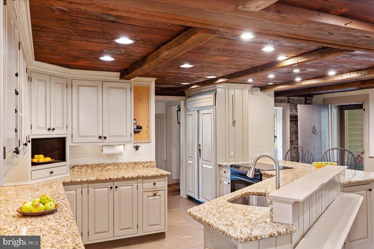 DOYLESTOWN - Residential