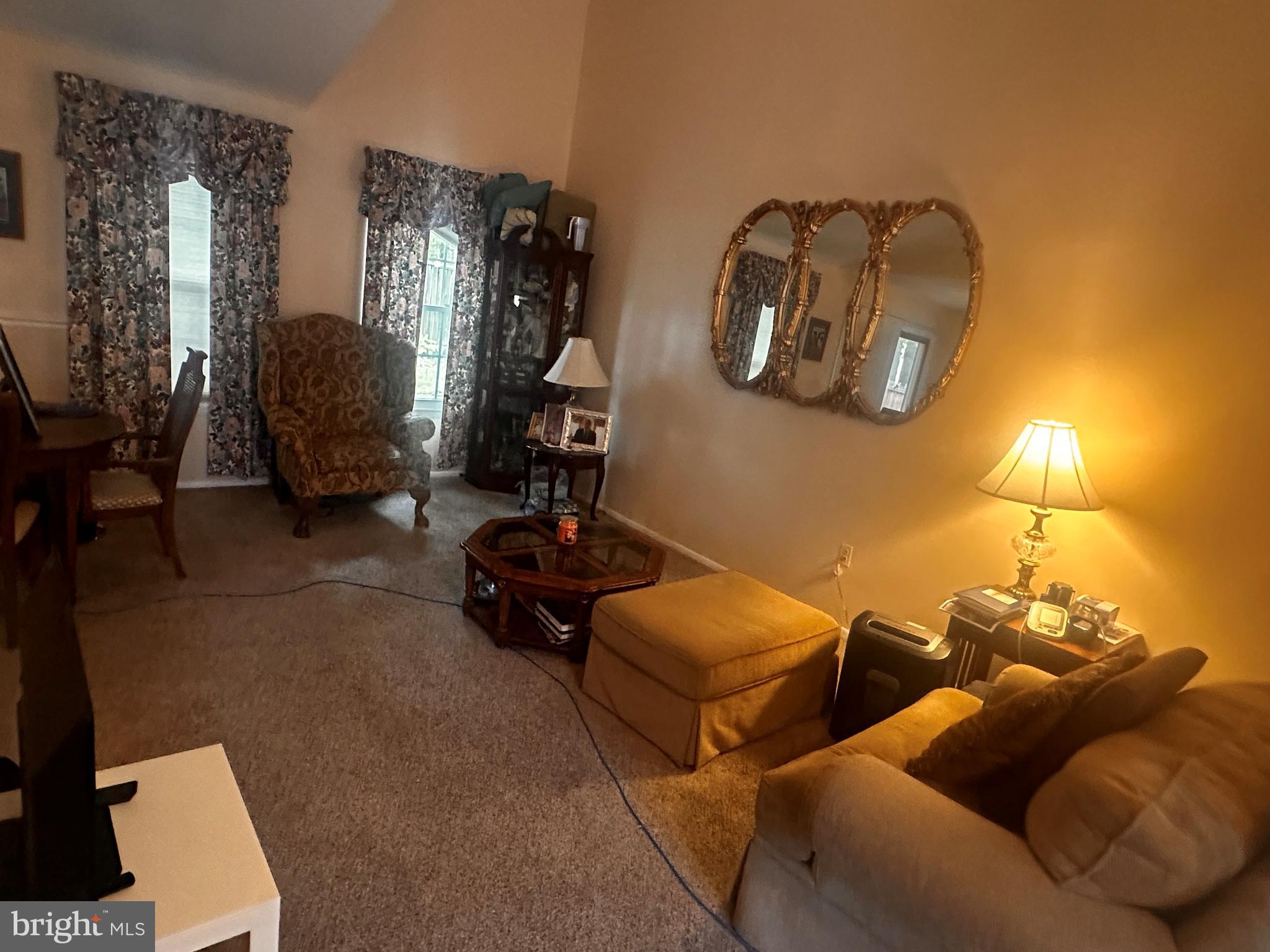 WILLOUGHBY WOODS - Residential