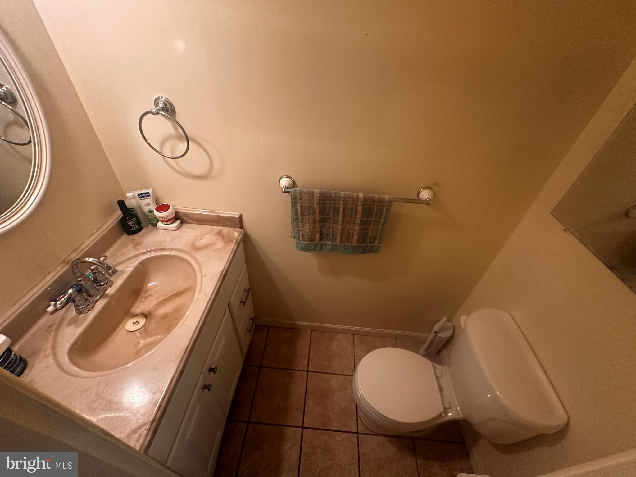 WILLOUGHBY WOODS - Residential