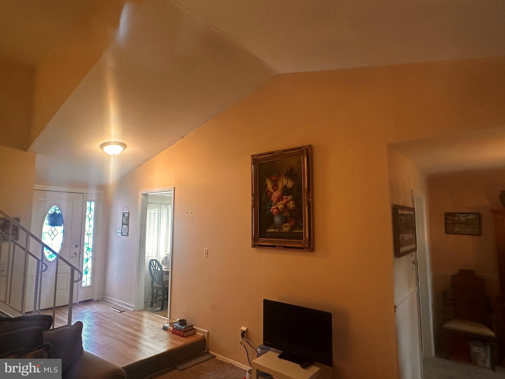 WILLOUGHBY WOODS - Residential