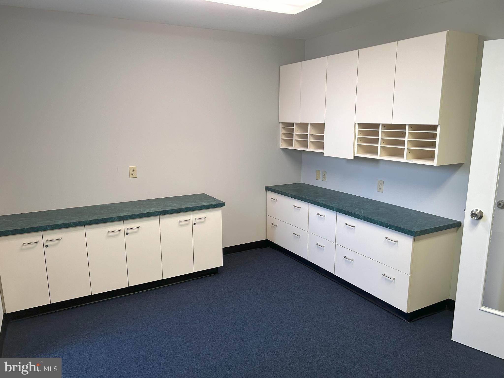 AMBER MEADOWS PROFESSIONAL BUILDING - Commercial Lease