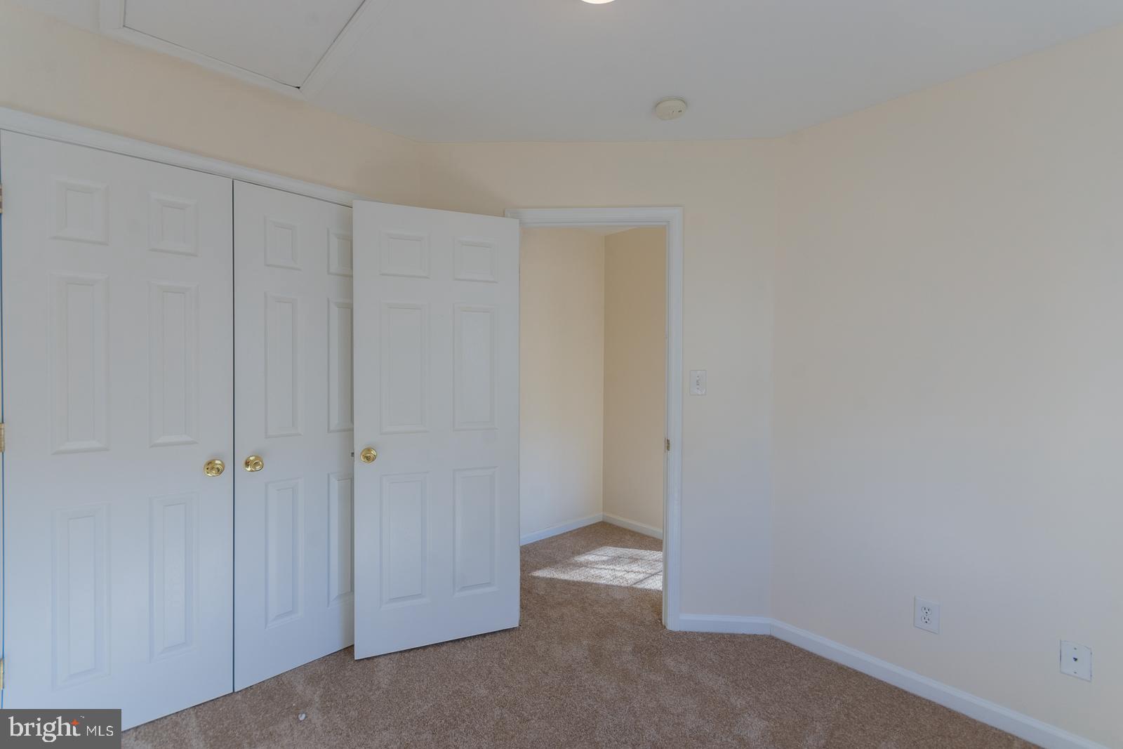 MILLS FARM - Residential Lease