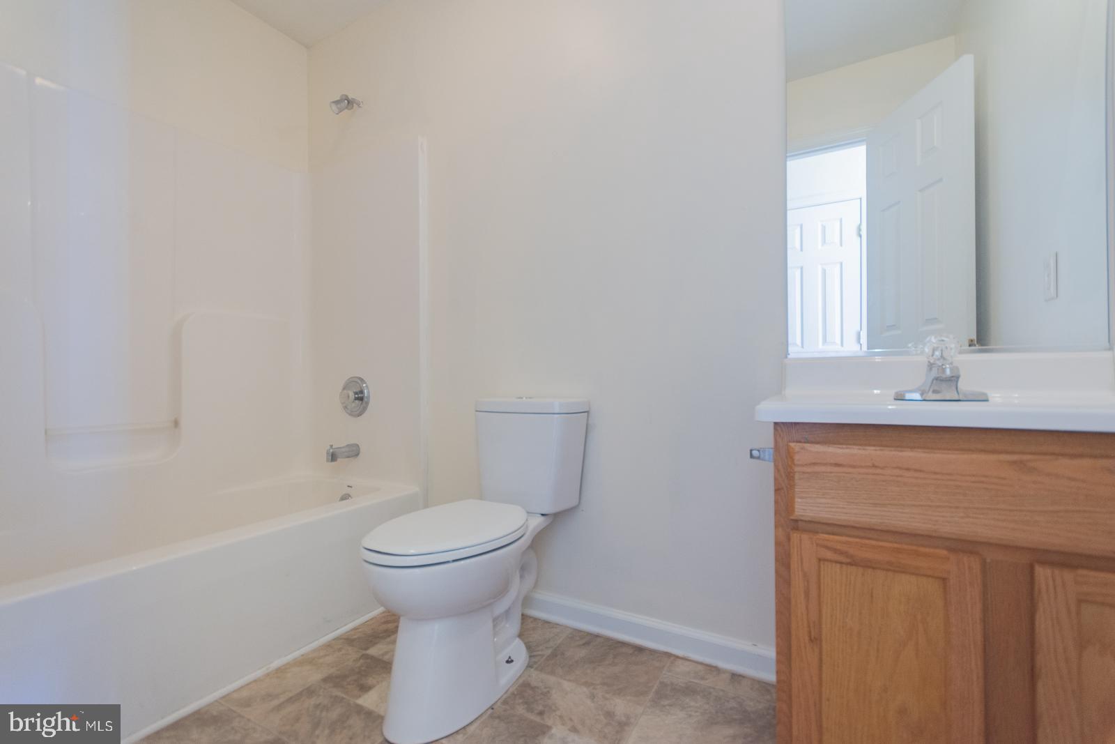 MILLS FARM - Residential Lease