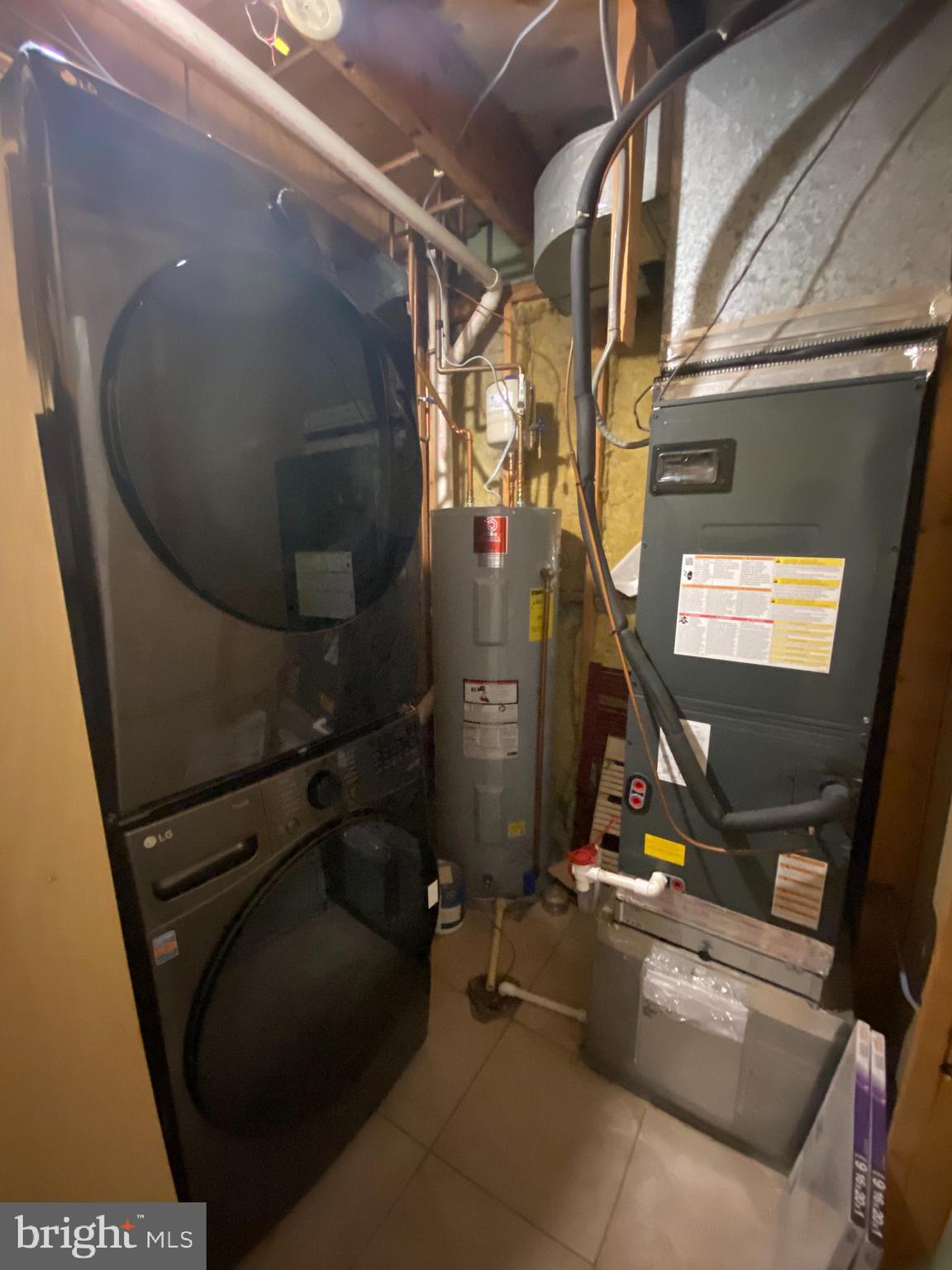 MARSHALL HEIGHTS - Residential Lease