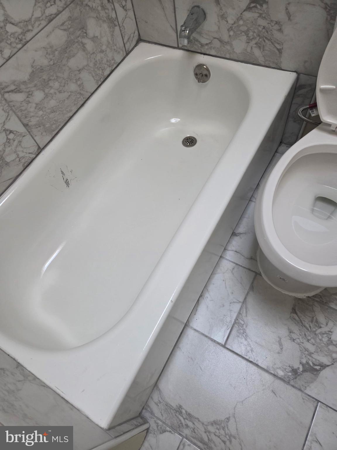 WAVERLY - Residential Lease