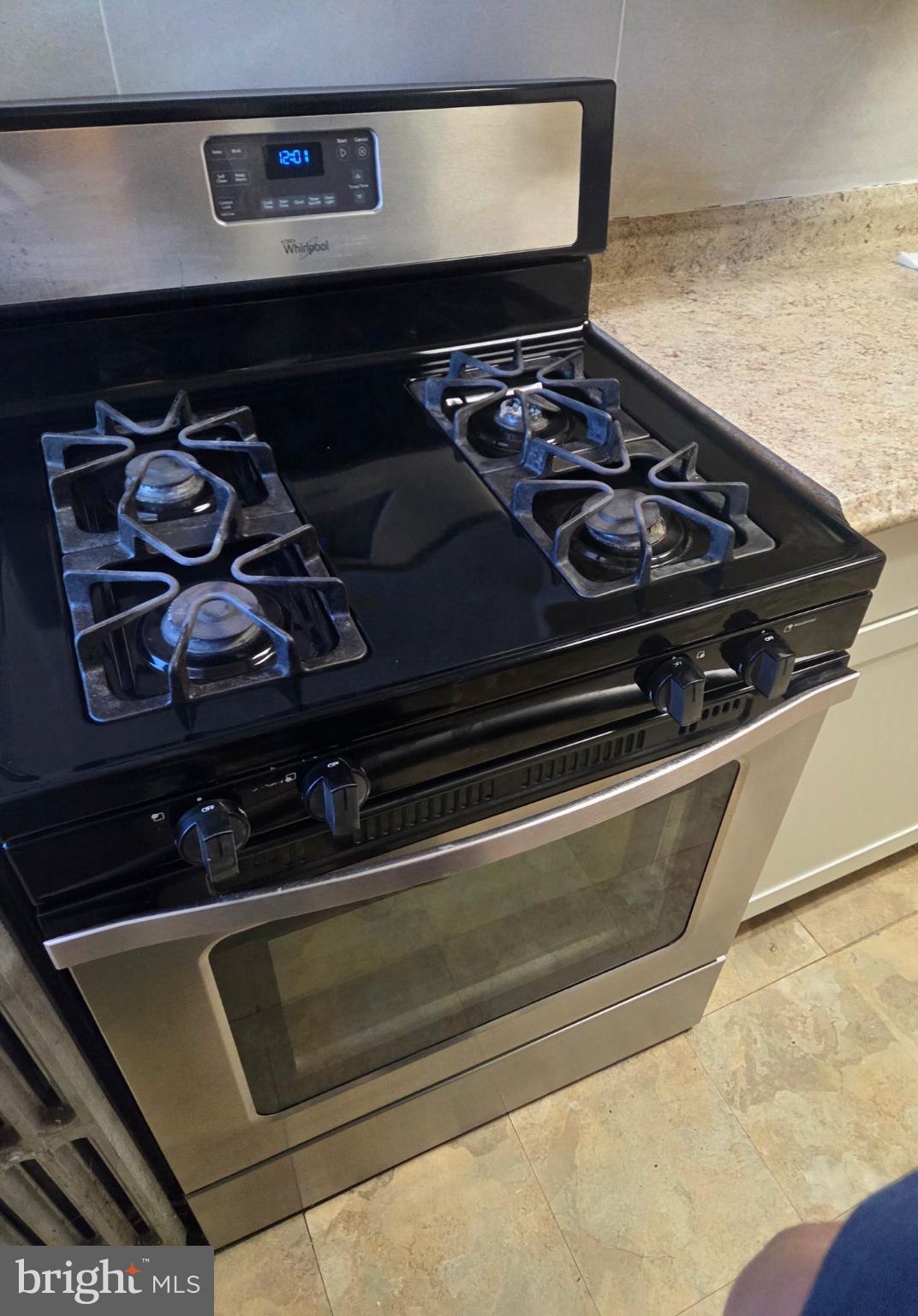 WAVERLY - Residential Lease